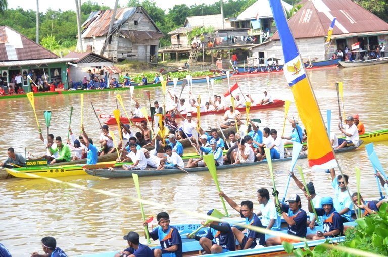 lomba-bidar-di-pedamaran-rebut-satu-ekor-kerbau-220721o-rev1